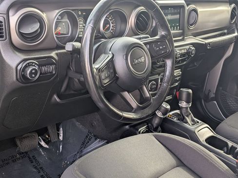 Used 2020 Jeep Gladiator Sport w/ Quick Order Package 24S AWD/4WD image 16