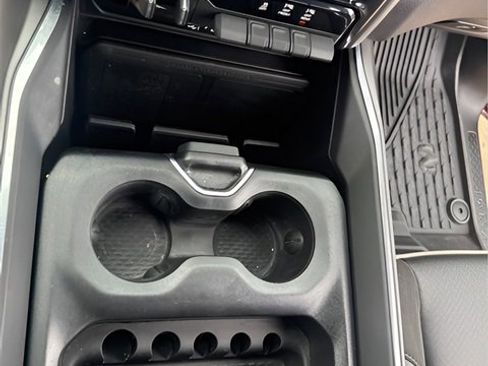 Used 2025 RAM 1500 Laramie w/ Sport Appearance Package image 19