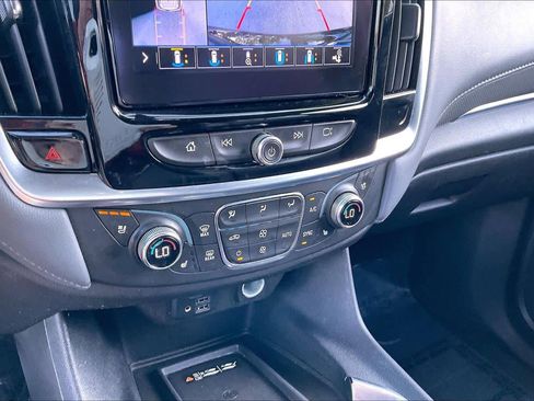 Certified 2021 Chevrolet Traverse Premier w/ LPO, Floor Liner Package image 32