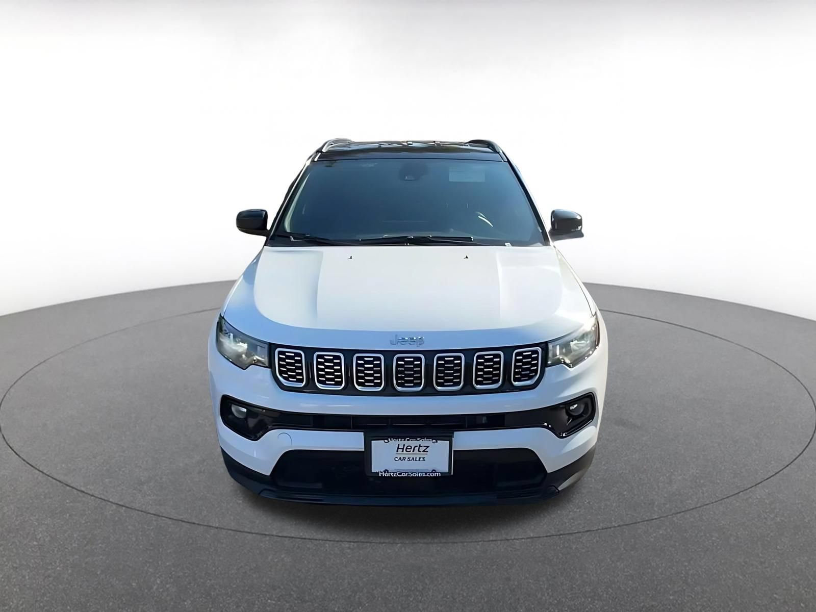 Used 2025 Jeep Compass Limited AWD/4WD image 4