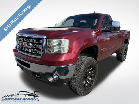Used 2013 GMC Sierra 2500 SLE w/ Suspension Package, Off-Road image 1