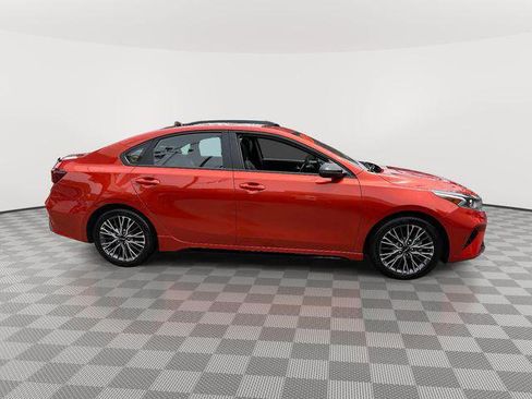 Used 2023 Kia Forte GT-Line w/ GT-Line Premium Package FWD image 2