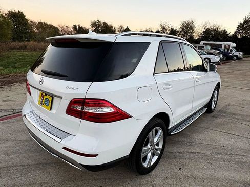 Used 2015 Mercedes-Benz ML 350 4MATIC image 3