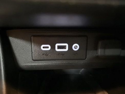 Used 2023 Buick Encore GX Select image 14