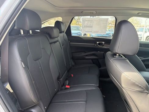 New 2026 Kia Sorento S FWD image 50