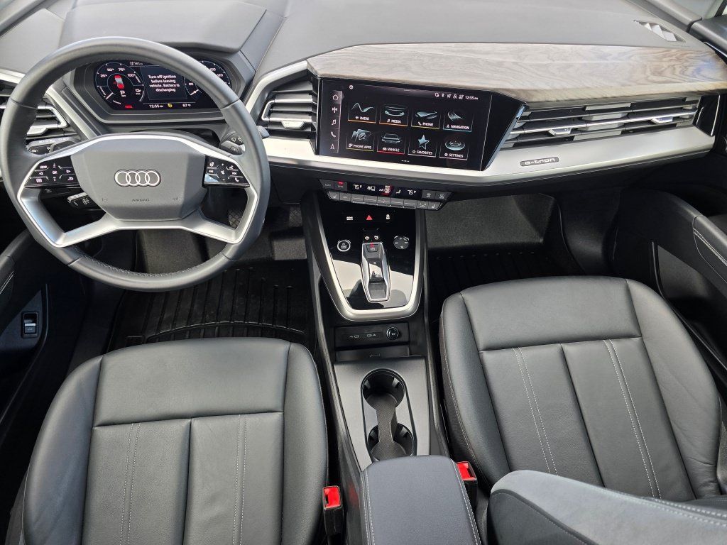 Used 2023 Audi Q4 e-tron Prestige AWD/4WD image 17