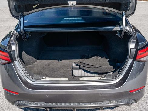 Used 2023 Nissan Sentra SV FWD image 14