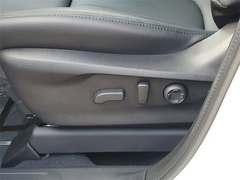 New 2025 Subaru Ascent Bronze Edition image 17