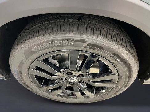 New 2027 Honda HR-V Sport image 11
