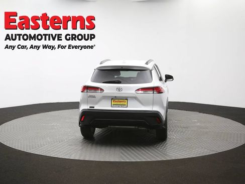 Used 2024 Toyota Corolla Cross LE w/ Moonroof Package AWD/4WD image 39