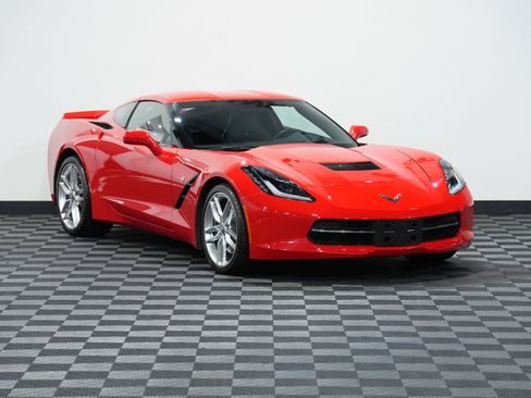 Used 2014 Chevrolet Corvette Stingray Coupe w/ 2LT Preferred Equipment Group image 5