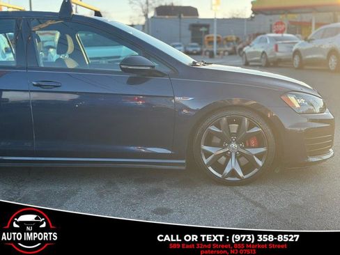 Used 2017 Volkswagen GTI Sport image 4