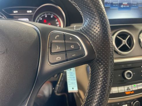 Used 2020 Mercedes-Benz GLA 250 image 23