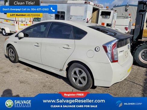 Used 2012 Toyota Prius Two image 3