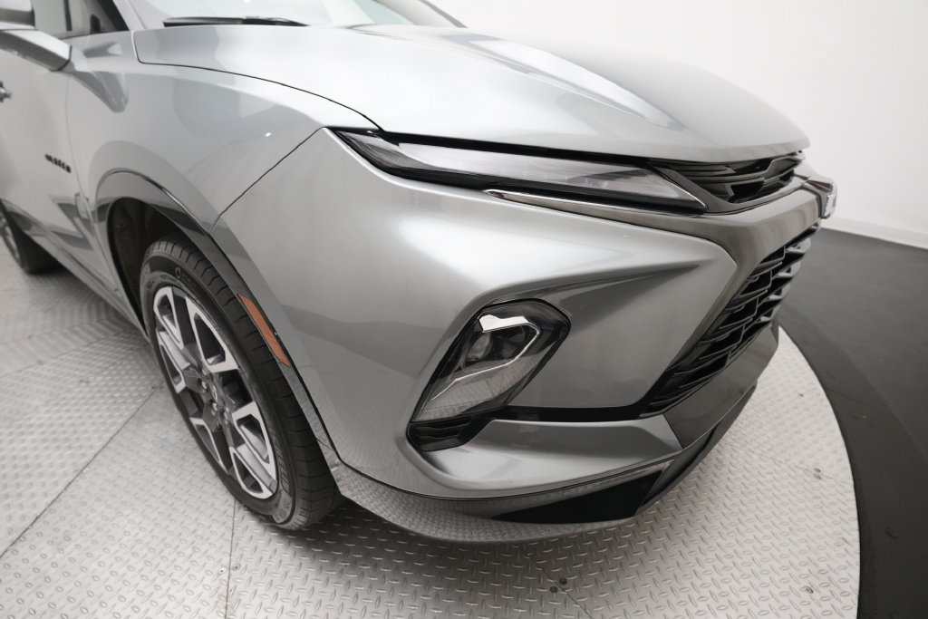 Used 2024 Chevrolet Blazer RS w/ Enhanced Convenience Package AWD/4WD image 23