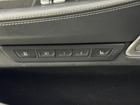 Used 2020 BMW 750i xDrive 750i xDrive w/ Executive Package image 18