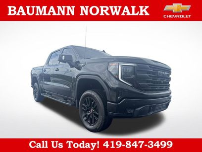 Used 2026 GMC Sierra 1500 Elevation w/ Elevation Premium Package
