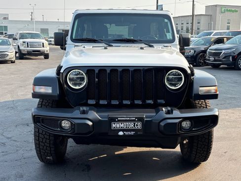 Used 2021 Jeep Wrangler Unlimited Sport AWD/4WD image 2