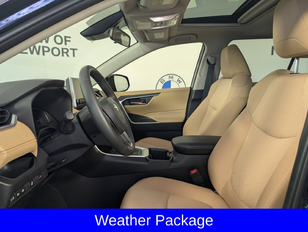 Used 2025 Toyota RAV4 XLE w/ Convenience Package AWD/4WD image 3