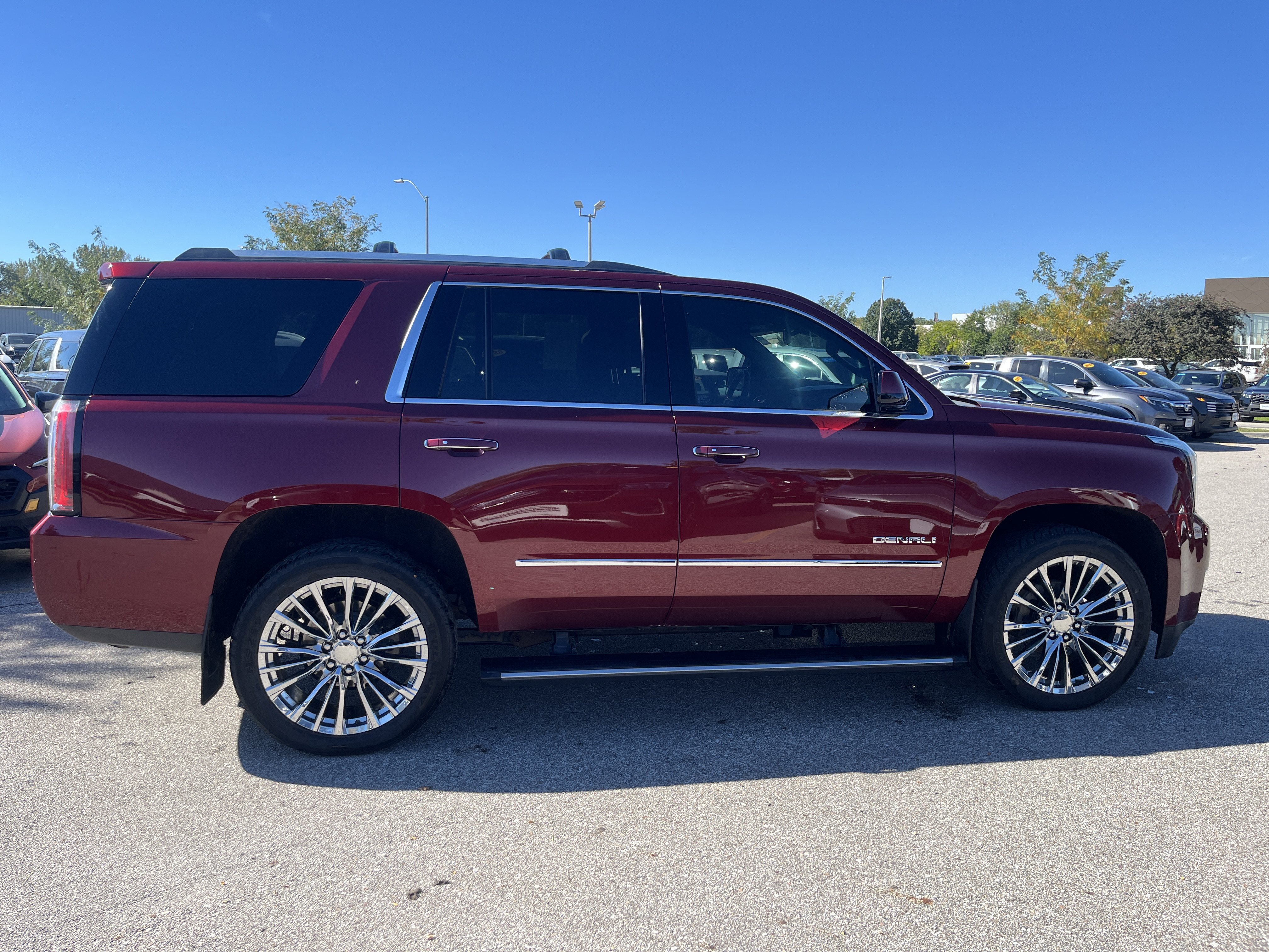 Used 2018 GMC Yukon Denali w/ Open Road Package AWD/4WD image 5