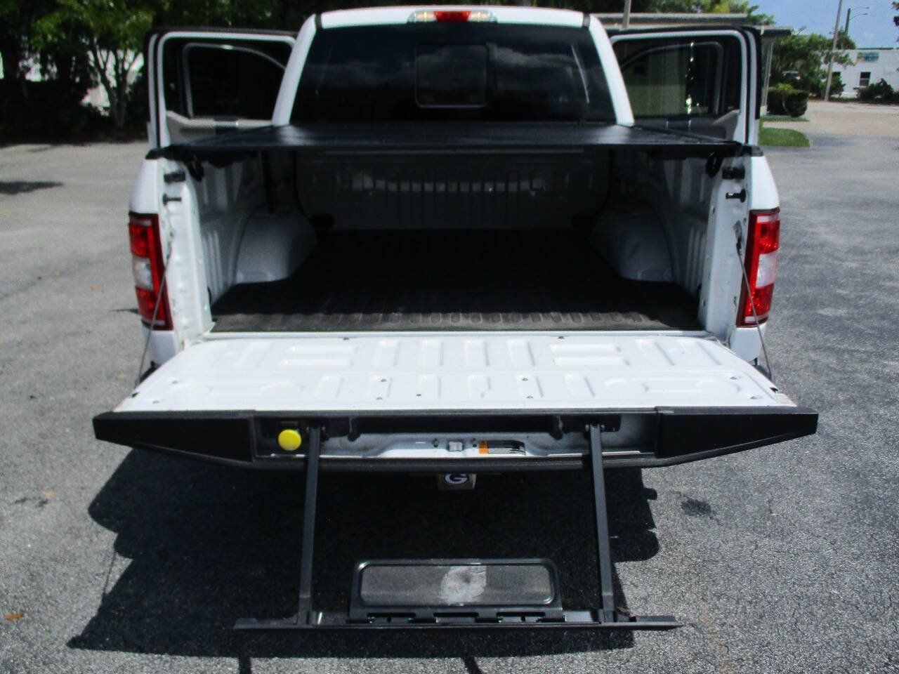 Used 2020 Ford F150 XLT w/ Equipment Group 302A Luxury RWD image 23