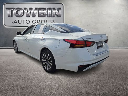 Used 2023 Nissan Altima 2.5 SV image 6