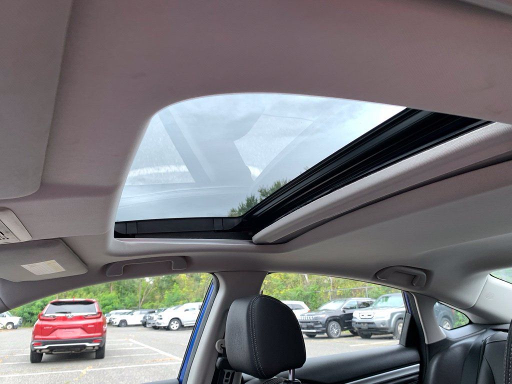 Used 2019 Honda Civic EX-L image 23