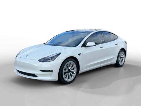 Used 2022 Tesla Model 3 Long Range image 1
