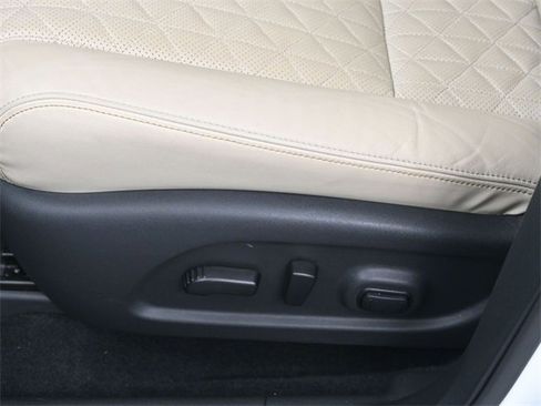 Used 2023 Nissan Murano Platinum w/ Cargo Package image 11