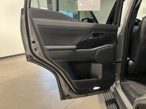 Used 2024 Lexus GX 550 w/ Cold Area Package AWD/4WD image 35