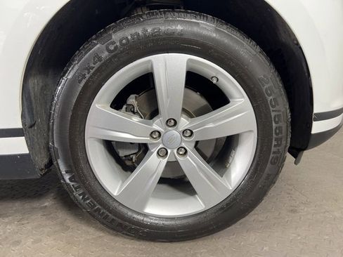 Used 2020 Land Rover Range Rover Velar S image 9