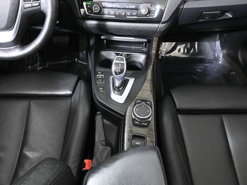 Used 2017 BMW 230i xDrive 230i xDrive image 31