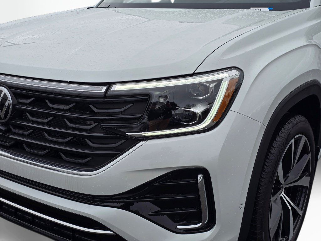 New 2026 Volkswagen Atlas Cross Sport SEL Premium R-Line AWD/4WD image 10