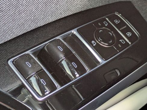 Certified 2025 Cadillac Escalade Sport Platinum w/ LPO, ONYX Package image 28