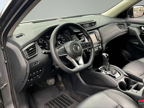 Used 2019 Nissan Rogue SL AWD/4WD image 14