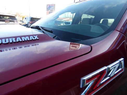 Certified 2023 Chevrolet Silverado 1500 LTZ w/ LTZ Premium Package image 7