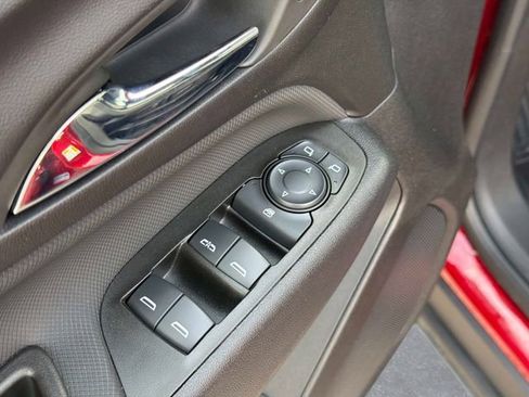 Used 2023 Chevrolet Equinox RS image 20