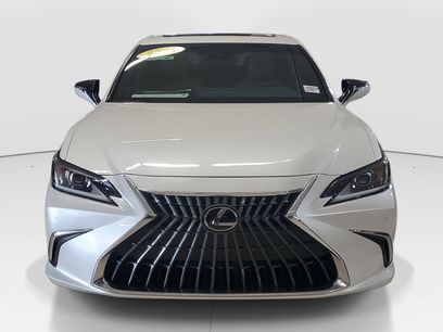 Used 2025 Lexus ES 300h w/ Premium Package