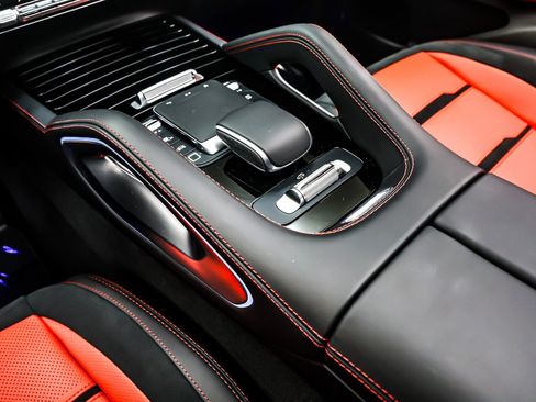 Used 2026 Mercedes-Benz GLE 53 AMG 4MATIC Coupe image 6