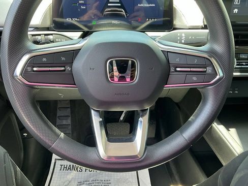 Certified 2025 Honda Prologue EX image 42