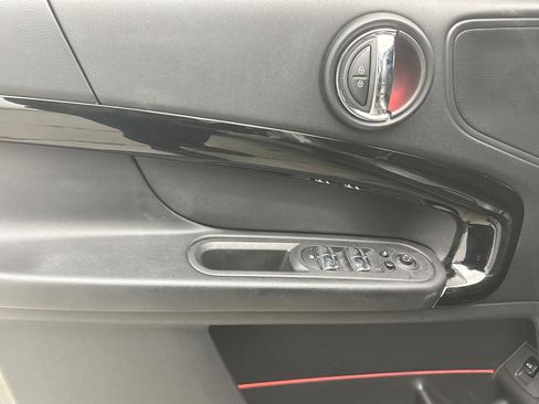 Used 2020 MINI Cooper Countryman John Cooper Works image 3