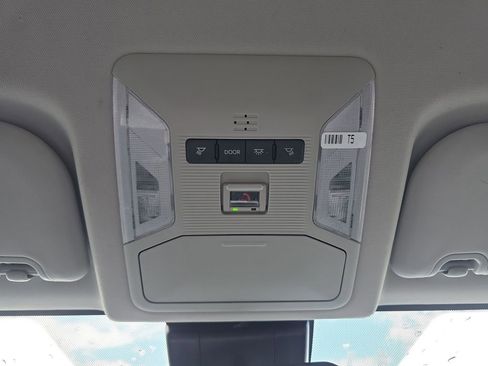 Used 2024 Toyota RAV4 LE AWD/4WD image 29