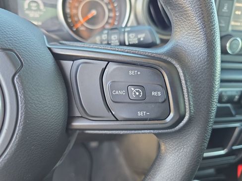 Used 2021 Jeep Wrangler Sport image 21