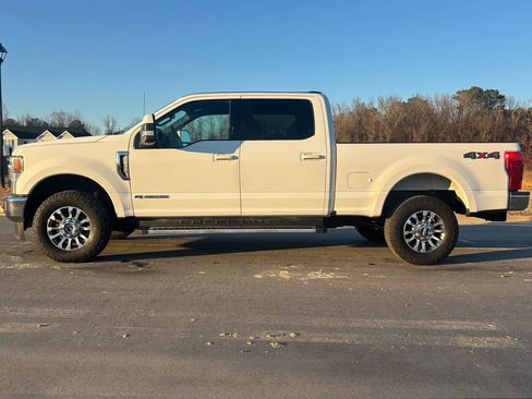 Used 2022 Ford F250 Lariat image 45