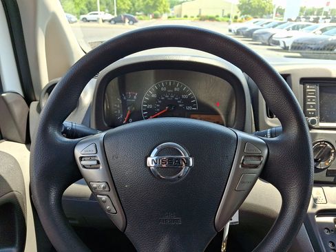 Used 2021 Nissan NV200 S FWD image 18