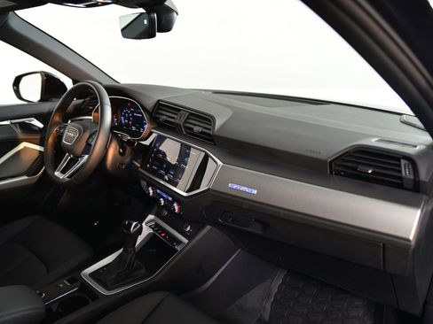 Used 2025 Audi Q3 2.0T Premium Plus w/ Premium Plus Package image 22