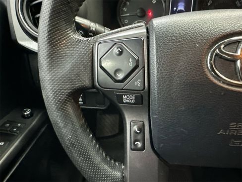 Used 2016 Toyota Tacoma TRD Off-Road w/ Towing Package image 16