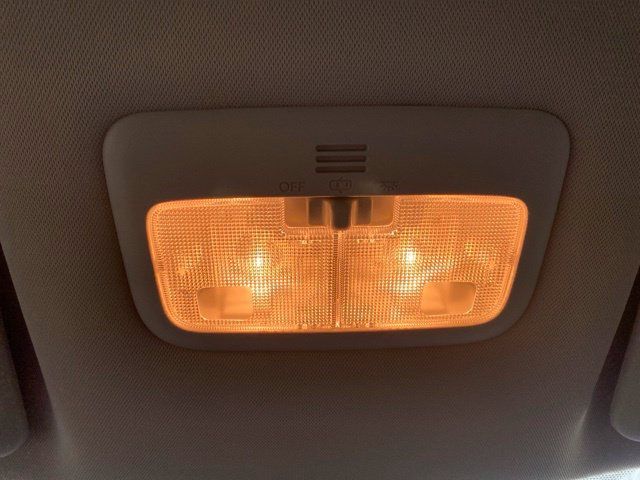 Used 2019 Toyota Corolla SE FWD image 25