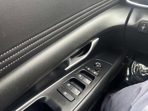 Used 2023 Hyundai Elantra SEL w/ Convenience Package image 32