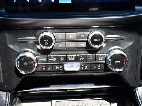 Used 2023 Ford F150 Lariat w/ Equipment Group 502A High image 33